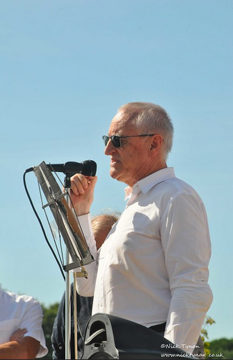 Manifestation de Saint-Aulaye du 24 août 2019 : Le conseiller départemental Jean-Paul Lotterie contre l'éolien industriel dans la forêt de la Double.